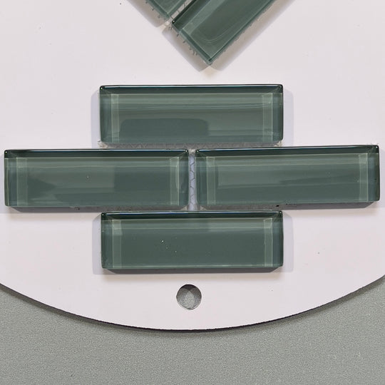 Green glass linear mosaic - cbr095
