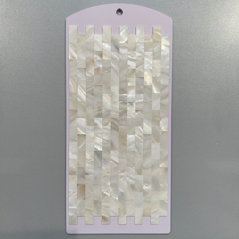 White shell linear mosaic - csma004